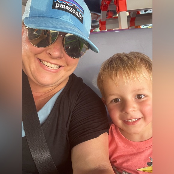 Meet your Posher, Bess - Picture 5 of 7